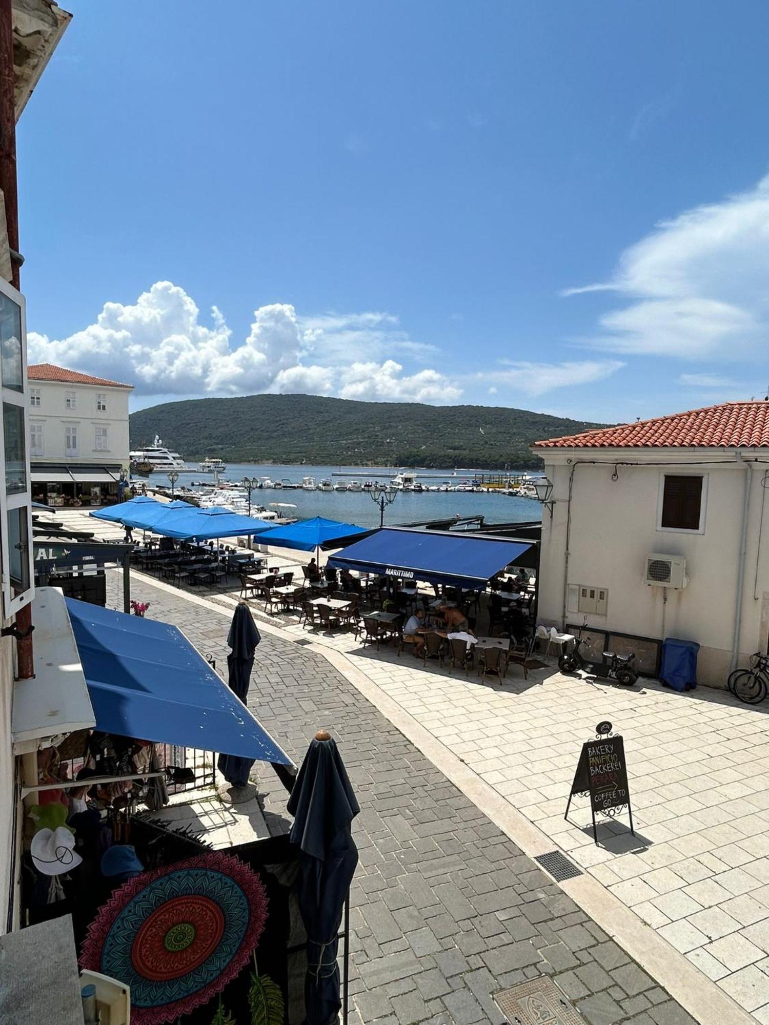 Apartman Lavanda Cres Esterno foto